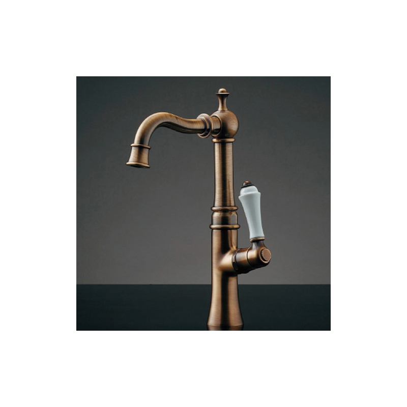 700-734-AB カクダイ（KAKUDAI） 立水栓（トール・オールドブラス） ANTIRA（アンティラ） アンティーク調単水栓 ｜パパサラダ