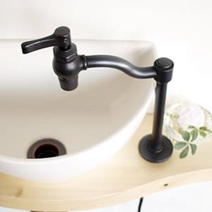 おしゃれ蛇口・水栓金具 【Essence】NEW 立豆栓（ブロンズ） E382112 （L110×H151／吐水口）